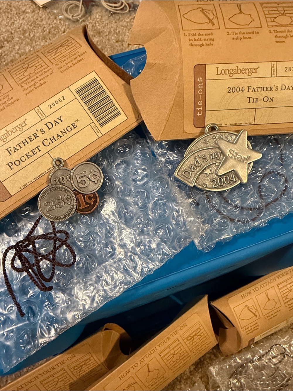 Set of 5 Longaberger “Dad's My Star' and “Pocket Change” tie ons